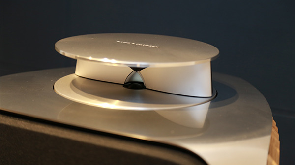 BeoLab 50 & BeoSound Shape BeoLab 50 & BeoSound Shape