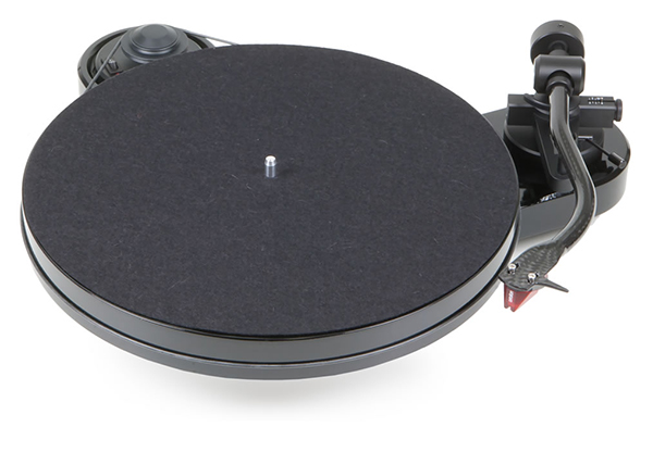 最便宜的分離馬達唱盤 Pro-ject RPM1 Carbon 最便宜的分離馬達唱盤 Pro-ject RPM1 Carbon